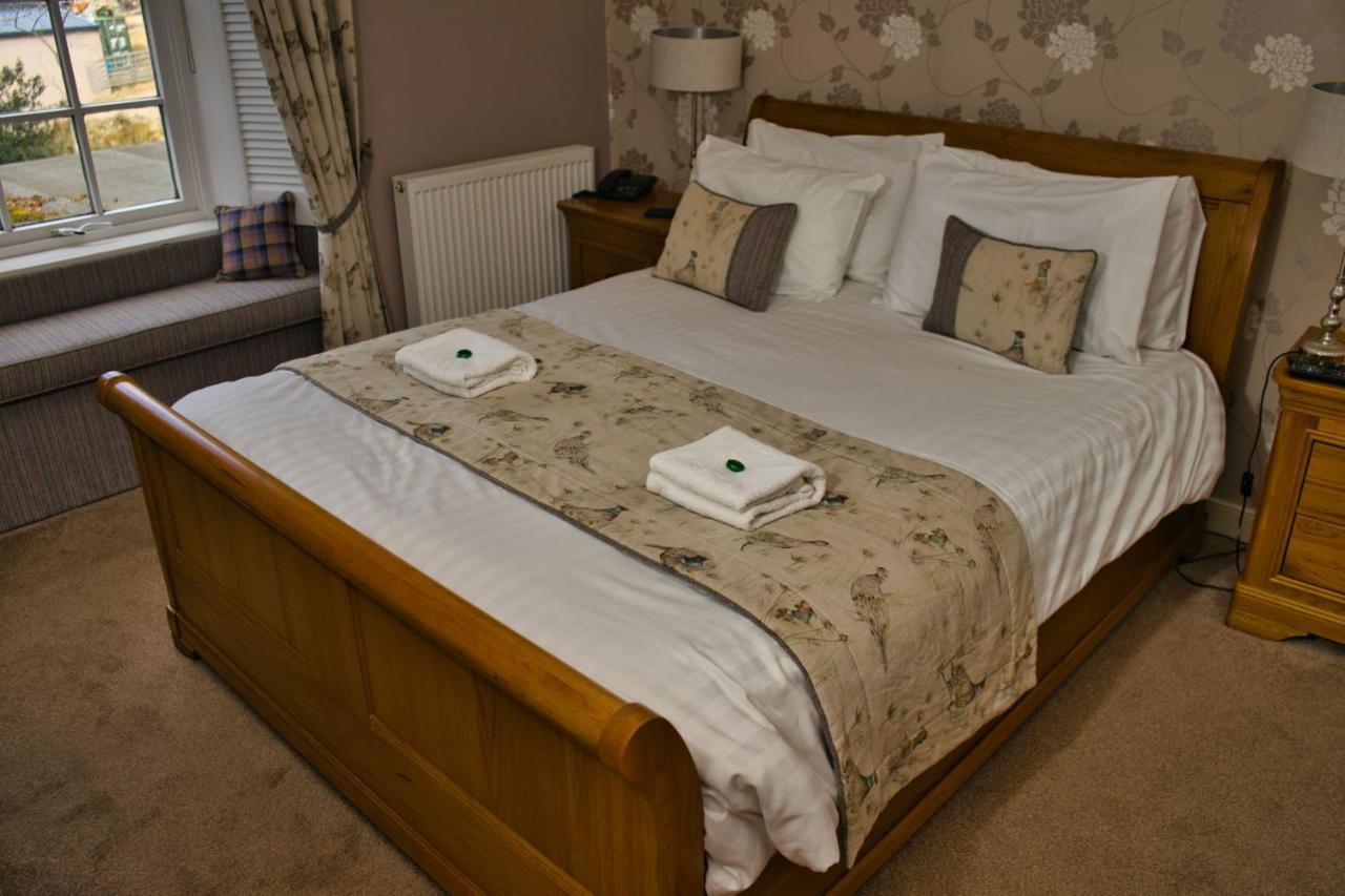 Glen Clova Hotel & Luxury Lodges Millton of Clova ภายนอก รูปภาพ
