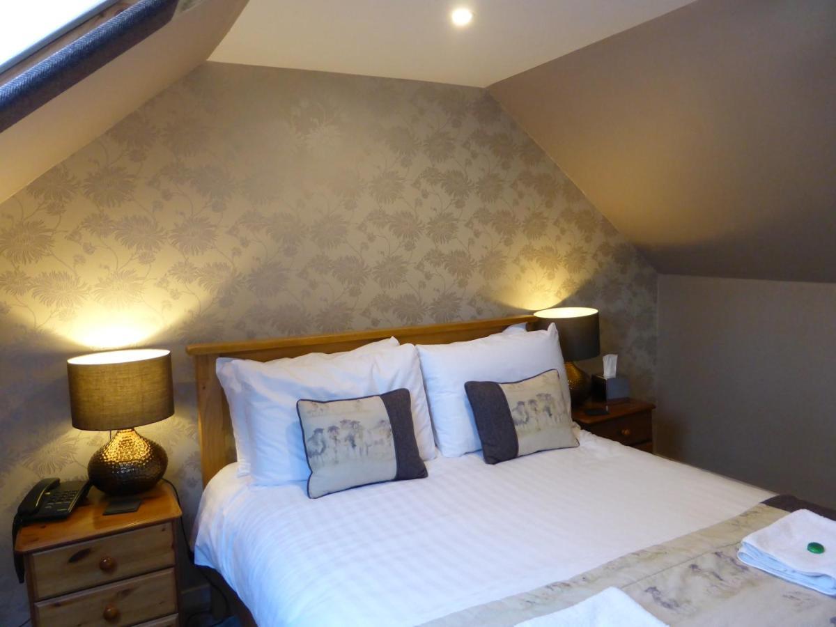 Glen Clova Hotel & Luxury Lodges Millton of Clova ภายนอก รูปภาพ
