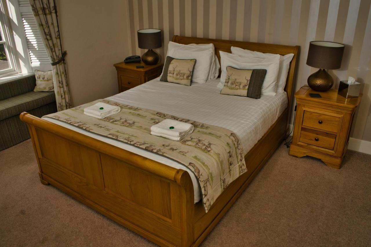 Glen Clova Hotel & Luxury Lodges Millton of Clova ภายนอก รูปภาพ