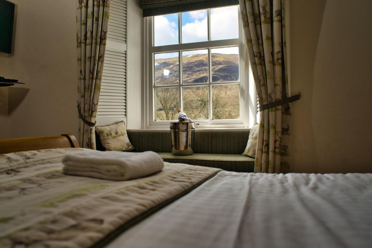 Glen Clova Hotel & Luxury Lodges Millton of Clova ภายนอก รูปภาพ