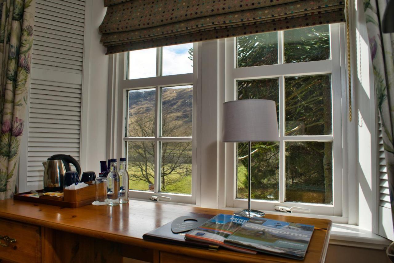 Glen Clova Hotel & Luxury Lodges Millton of Clova ภายนอก รูปภาพ