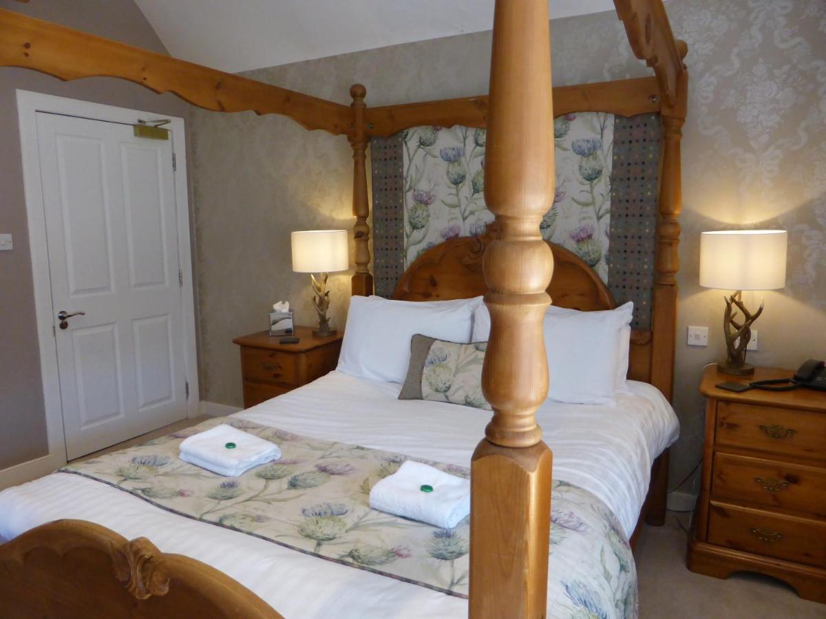 Glen Clova Hotel & Luxury Lodges Millton of Clova ภายนอก รูปภาพ